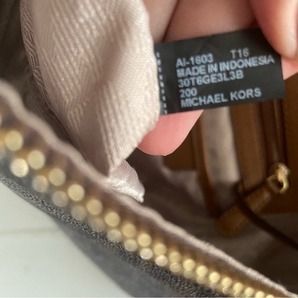 Michael Kors Elana Large Logo Convertible Shoulder Bag MSRP$375 - Picture 12 of 14